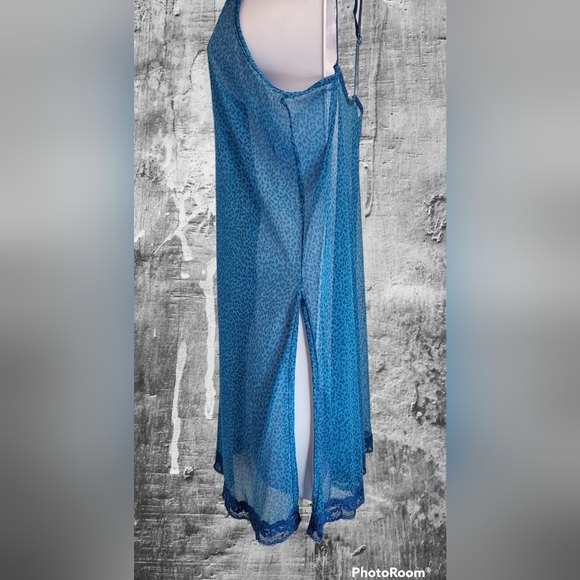 Victoria's Secret Intimates Blue Cheetah Sheer Lingerie Slip Size Small - Picture 4 of 6
